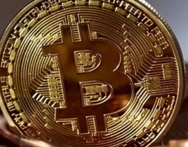 7 facts about || Bitcoin
Cryptocurrency