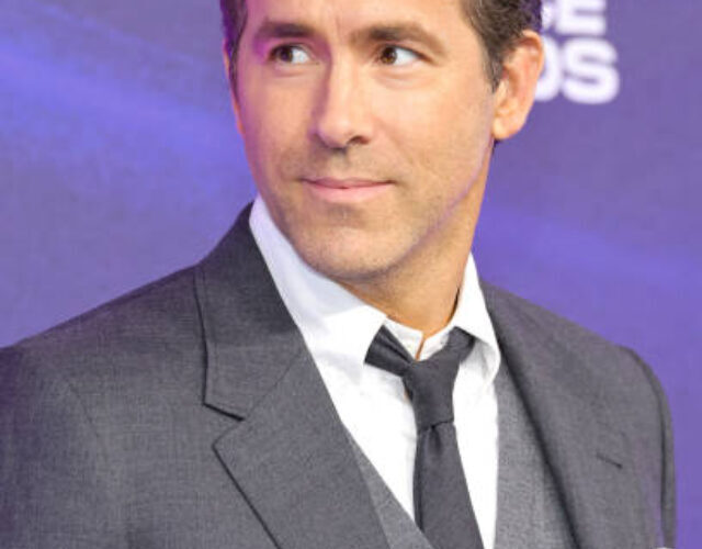 interesting facts
 Ryan Reynolds
Canadian-American actor